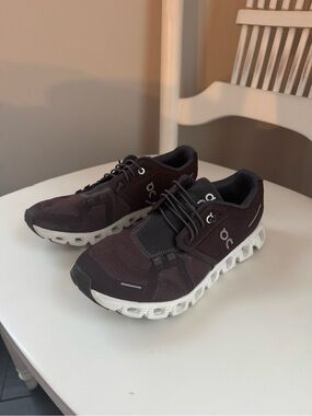 On Running Women's Sneakers in Dark Burgundy and White